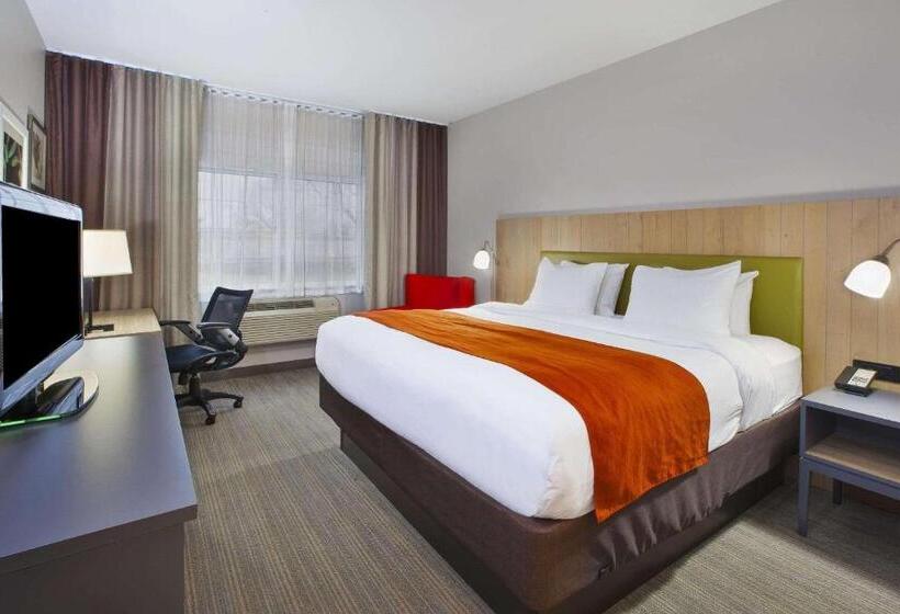 Номер Стандарт Кровать Кинг Адаптированный для Инвалидов, Country Inn & Suites By Radisson, Big Rapids, Mi
