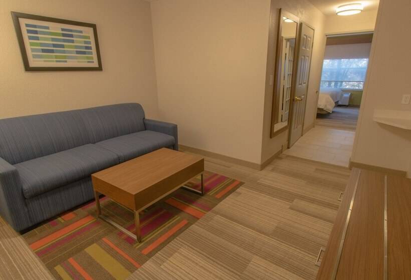 Люкс, Holiday Inn Express & Suites Manassas, An Ihg
