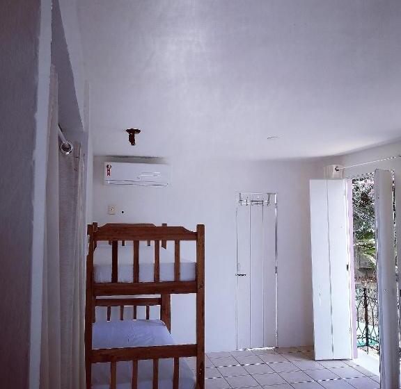 شقة غرفتين, Casas Coloniais