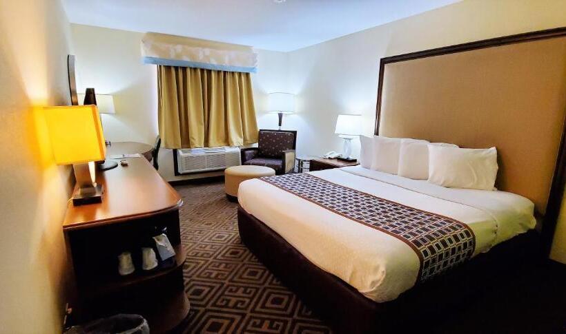 Стандартный Номер Кровать Кинг, Travel Inn And Suites  Sikeston Miner I 55 Exit 67