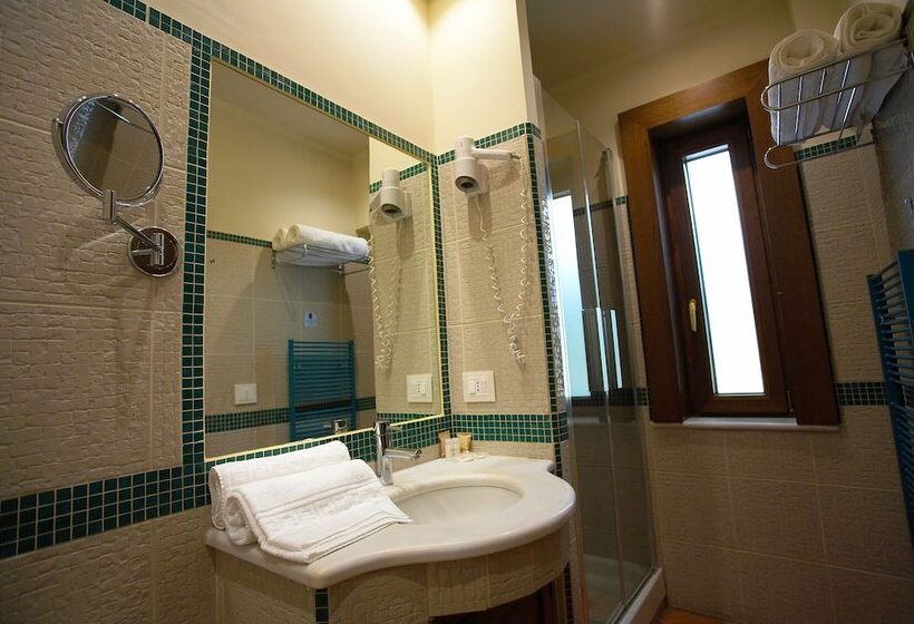 Полулюкс, Airone Wellness
