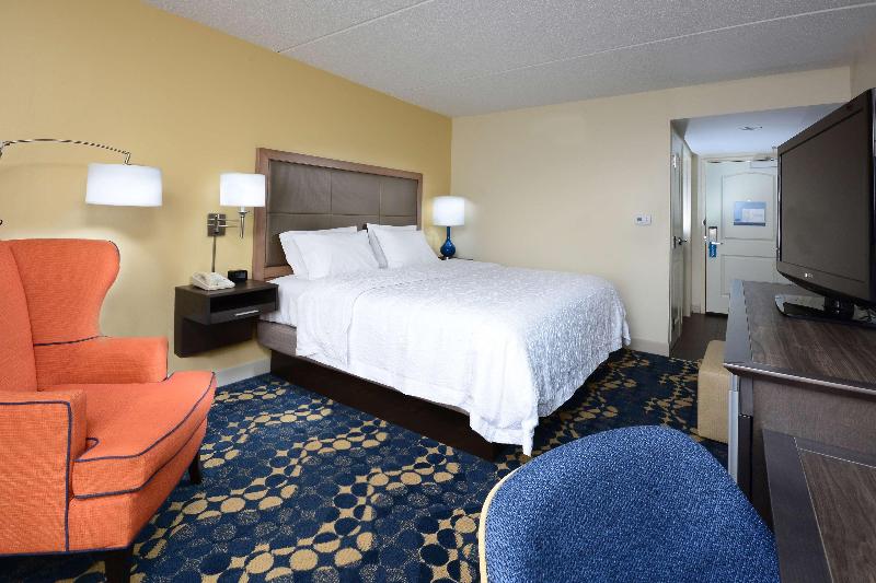 Стандартный Номер Кровать Кинг, Hampton Inn Roxboro