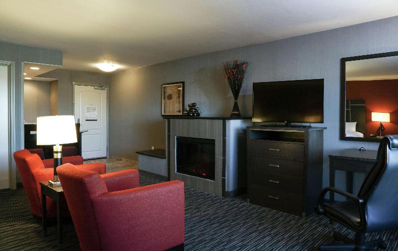 스탠다드 스튜디오 킹침대, Hampton Inn & Suites Temecula
