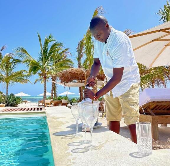 Deluxe Suite Sea View, Simba Wa Kale Suites & Beach