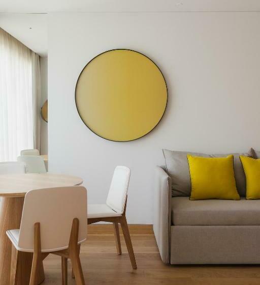 Suite Familiar, Lumen Hotel & The Lisbon Light Show