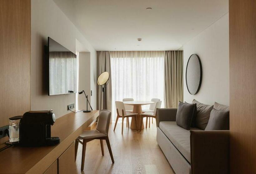 Suite Familiar, Lumen Hotel & The Lisbon Light Show