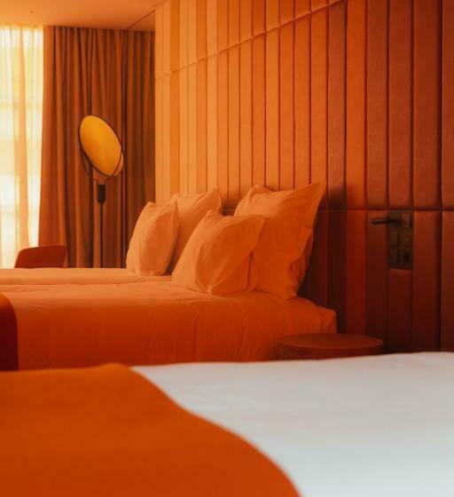 Quarto standart comunicado, Lumen Hotel & The Lisbon Light Show