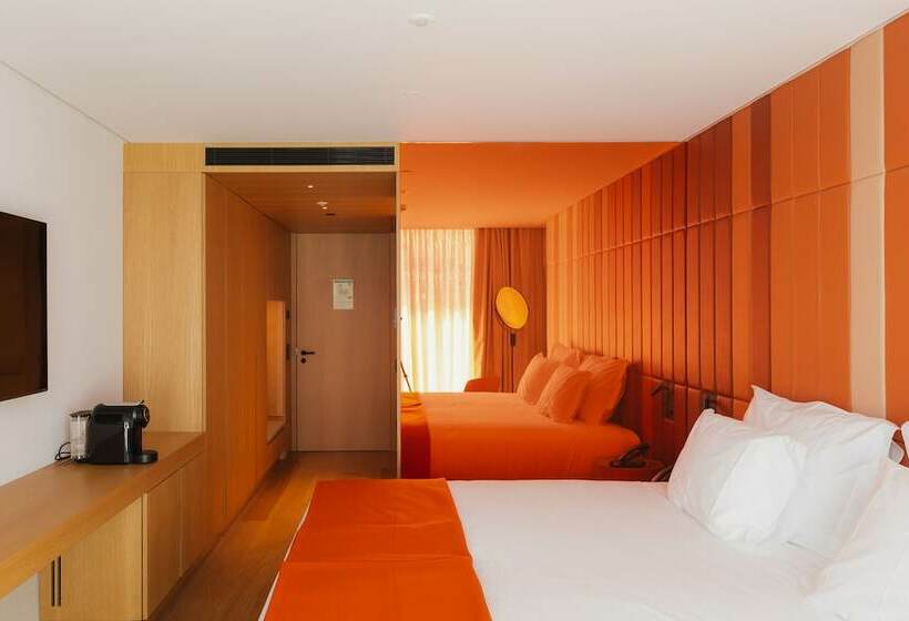Quarto standart comunicado, Lumen Hotel & The Lisbon Light Show