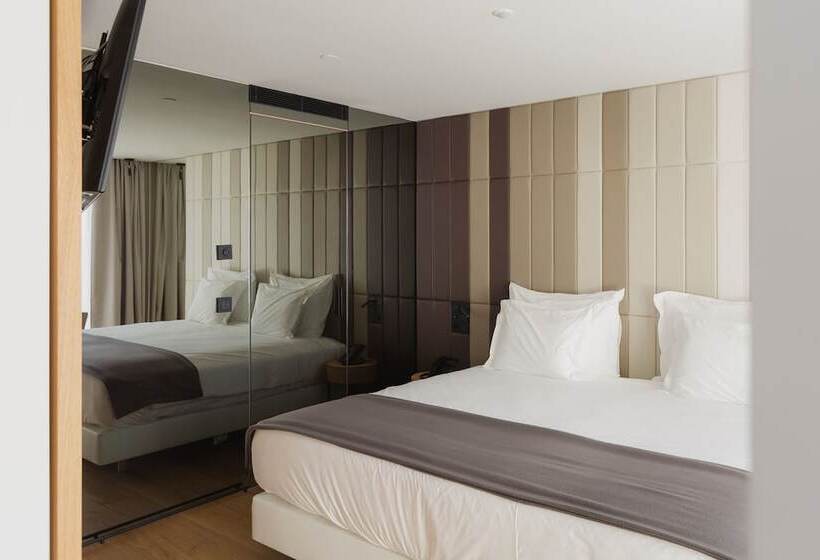 Suite Executiva, Lumen Hotel & The Lisbon Light Show