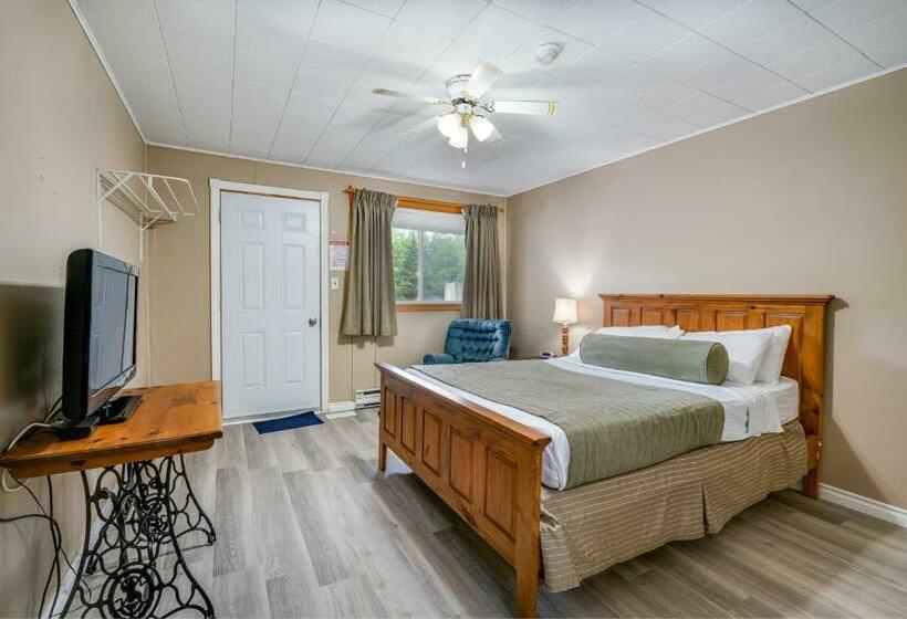 豪华房间, Long Sault Motel