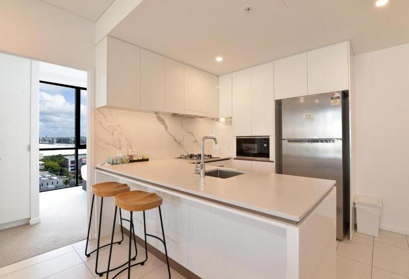 2 Bedrooms Apartment City View, Hope Street Apartments By Cllix