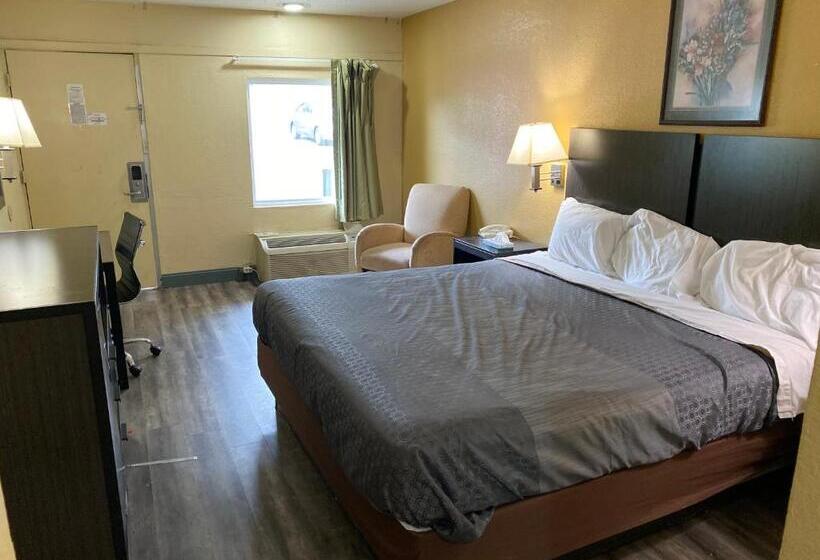 Standaardkamer met Kingsize Bed, Knights Inn Antioch