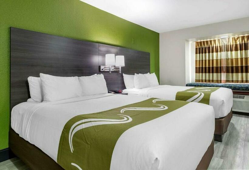 Люкс, Quality Inn & Suites Longview I20