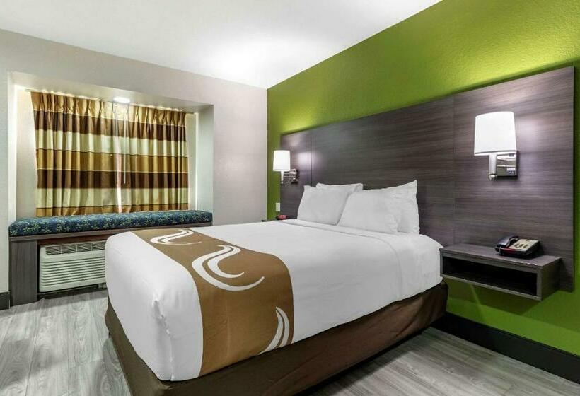 Люкс, Quality Inn & Suites Longview I20