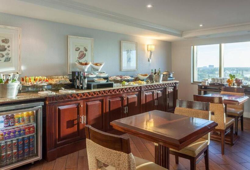 Suite with lake view, West Palm Beach Marriott