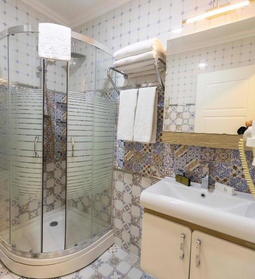 اتاق استاندارد چهار تخته, World Point Hotel Besyol