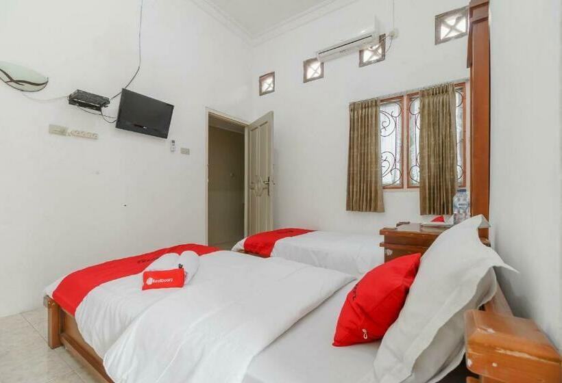 اتاق استاندارد, Reddoorz Syariah Near Watervang Lubuk Linggau 2