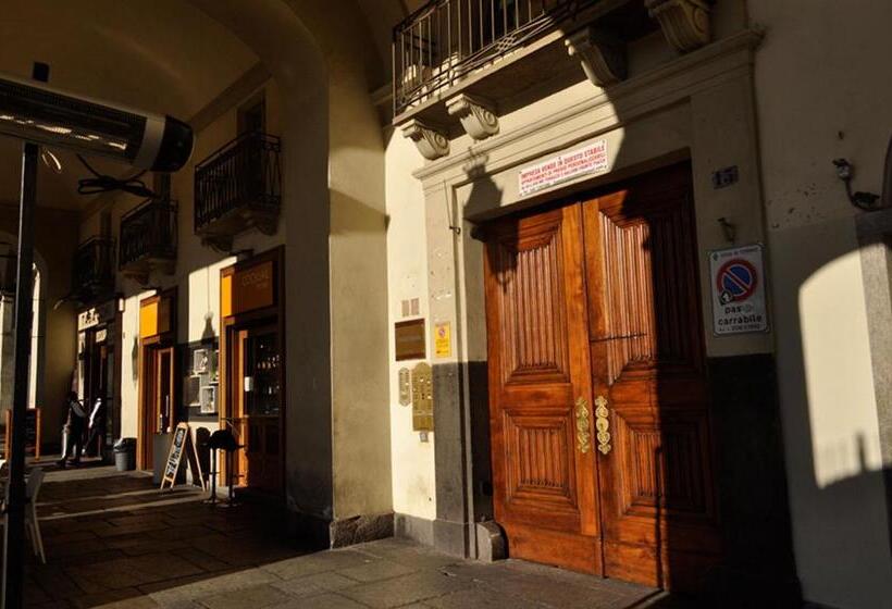 اتاق استاندارد سه نفره, To.sta Bwithoutb Home Sharing Nel Centro Di Torino