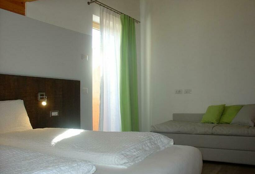 스탠다드 트리플 룸, Agriturismo Girasole