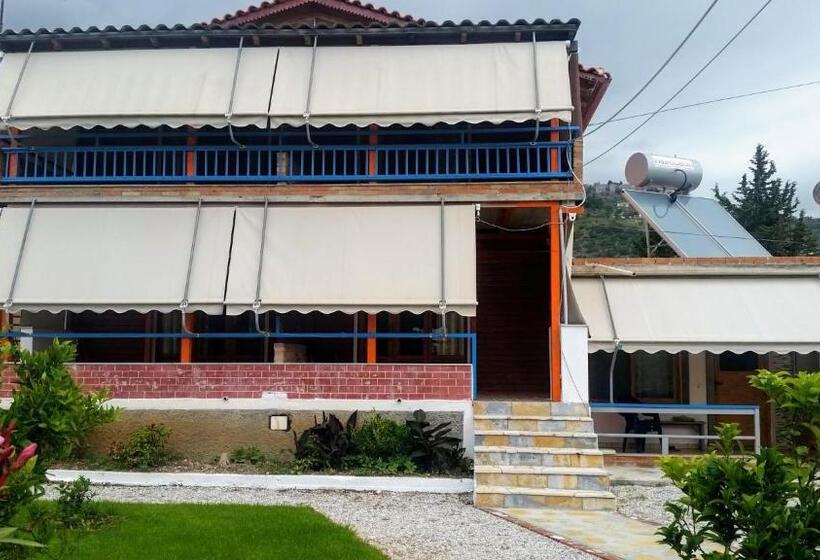 Семейный Номер, Guesthouse Rondo