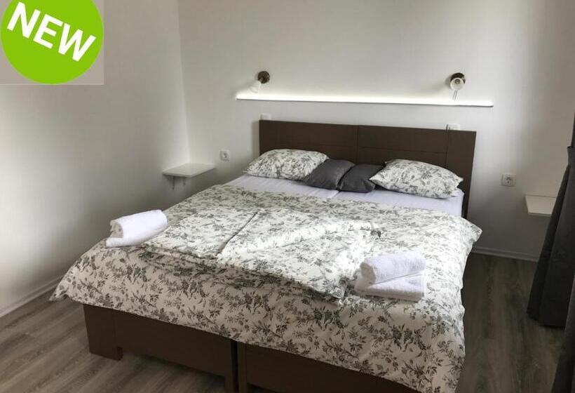 클래식 4인 룸, 16 Lakes Guesthouse