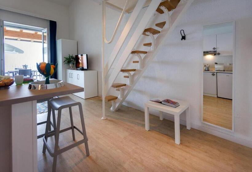 1 Bedroom Apartment Lake View, Roma Apart
