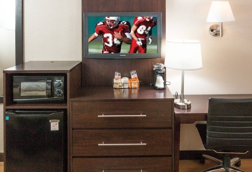 Номер Deluxe, Red Roof Inn Plus+ South Deerfield   Amherst