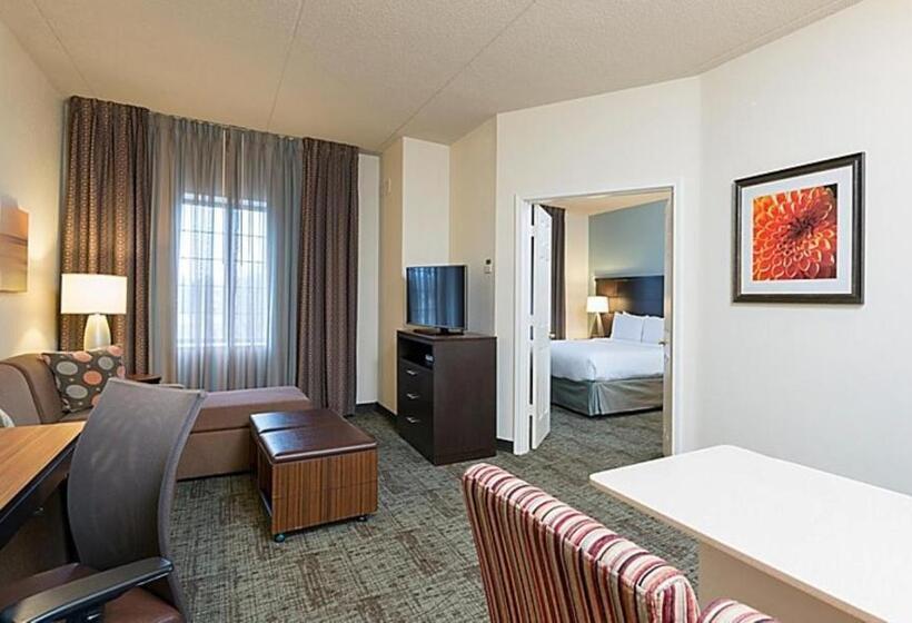 带大床的套房, Staybridge Suites Glenview, An Ihg