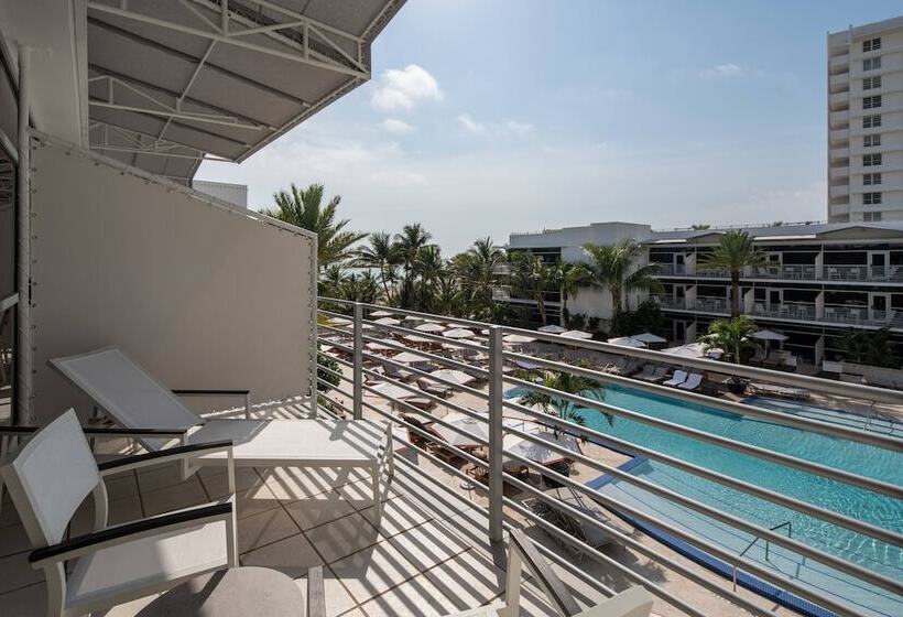 סוויטה נוף לים, The Ritzcarlton, South Beach