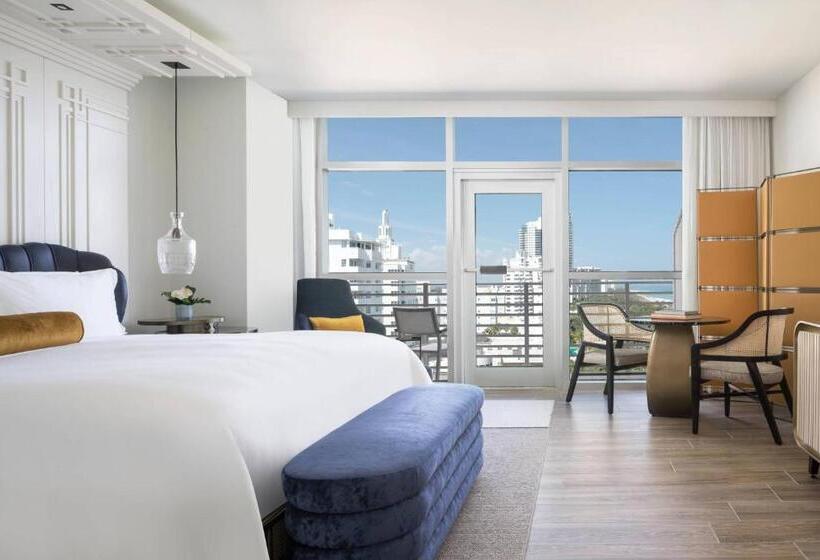 חדר סטנדרט עם מיטת קינג, The Ritzcarlton, South Beach