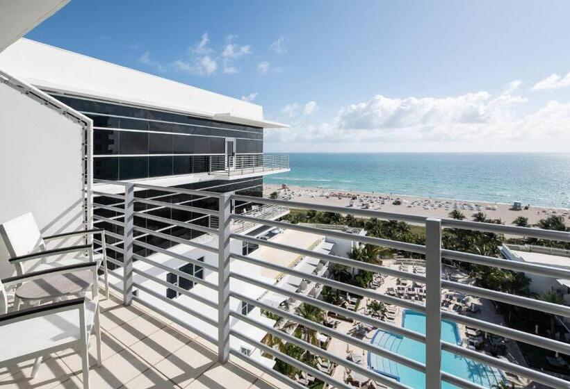 חדר סטנדרט עם מיטת קינג, The Ritzcarlton, South Beach