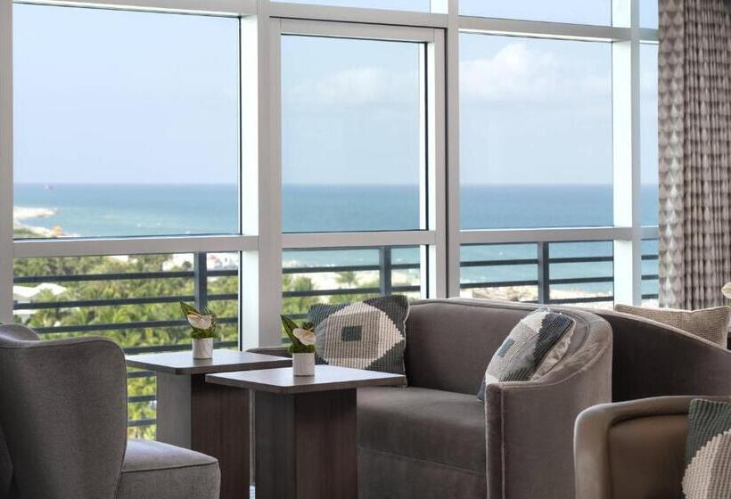 חדר קלאב, The Ritzcarlton, South Beach
