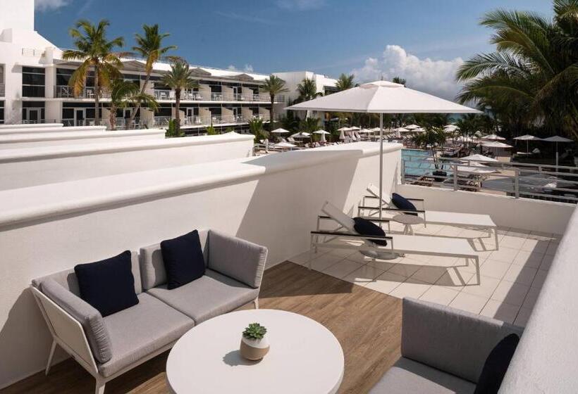 חדר סטנדרט שתי מיטות זוגיות, The Ritzcarlton, South Beach