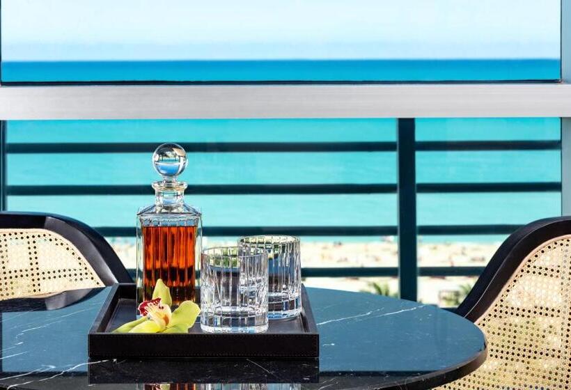 חדר סטנדרט עם מיטת קינג, The Ritzcarlton, South Beach
