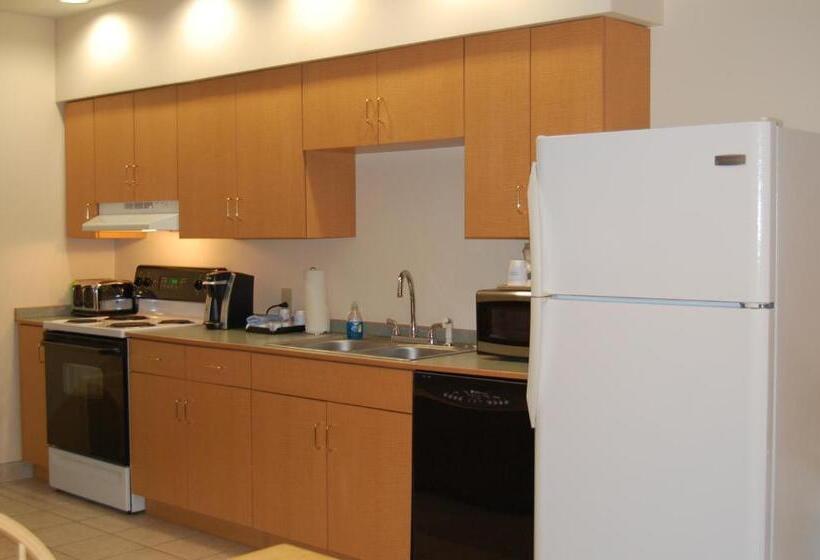 Люкс Deluxe 2 Спальни, Microtel Inn & Suites By Wyndham Plattsburgh