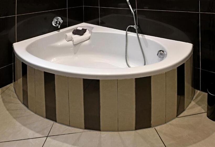 Номер Премиум, The Coach House