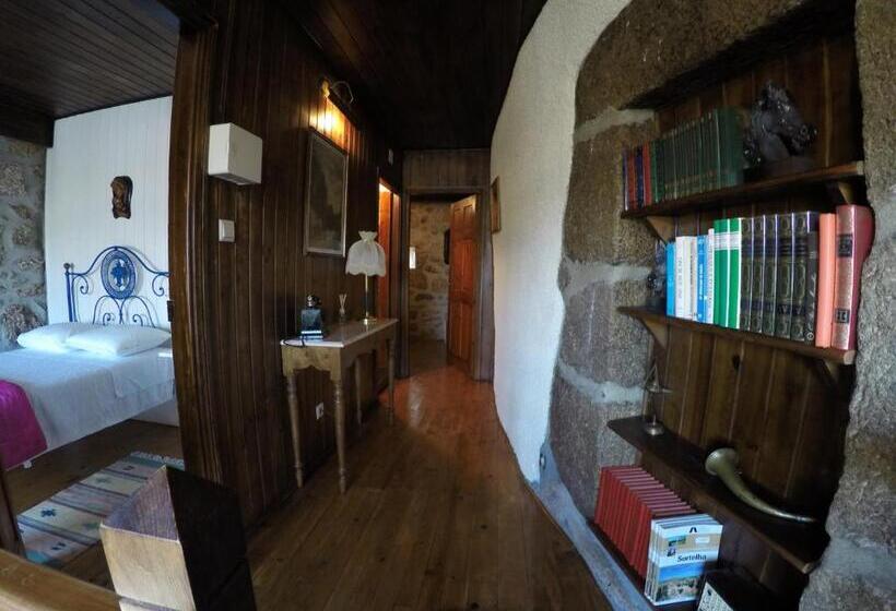 Дом 2 Спальни, Casas Do Durão Memories House
