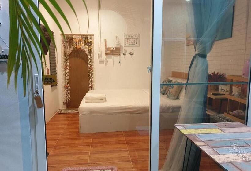 Номер Стандарт Вид на Сад, บ้านหมอบิวรีสอร์ทเชียงคาน Baanmhorbiwresortchiangkhan