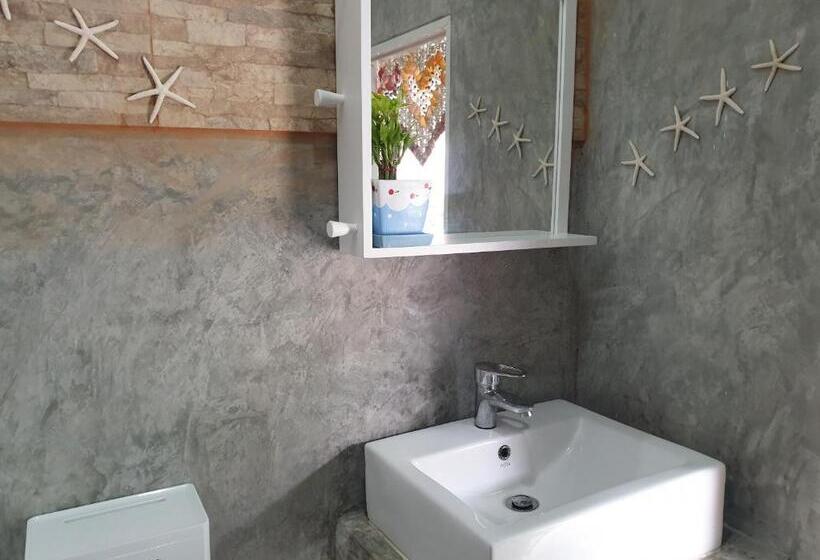 Четырехместный Номер Deluxe, บ้านหมอบิวรีสอร์ทเชียงคาน Baanmhorbiwresortchiangkhan