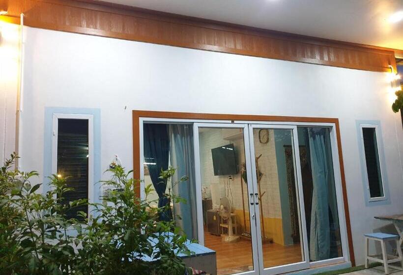 Четырехместный Номер Deluxe, บ้านหมอบิวรีสอร์ทเชียงคาน Baanmhorbiwresortchiangkhan