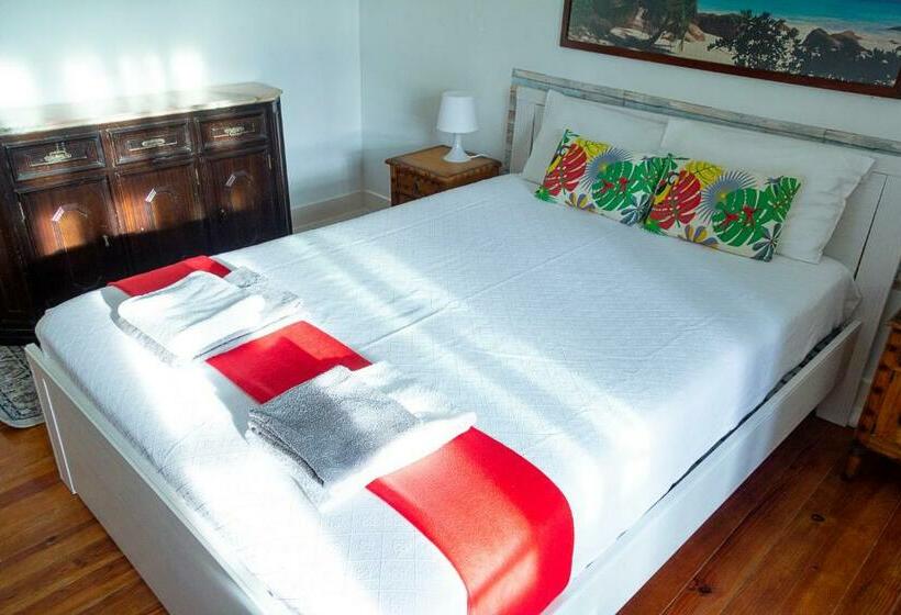 Номер Стандарт Совместная Ванная, Guest House Amoreiras