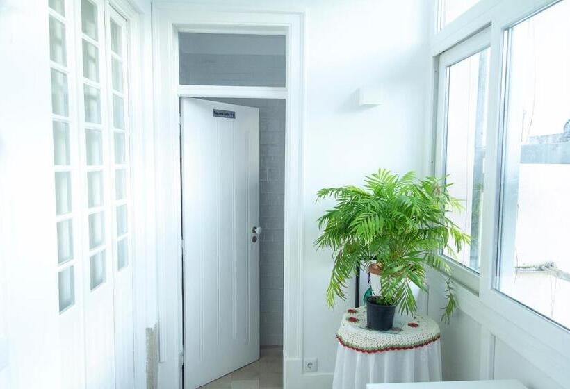Номер Стандарт Совместная Ванная, Guest House Amoreiras