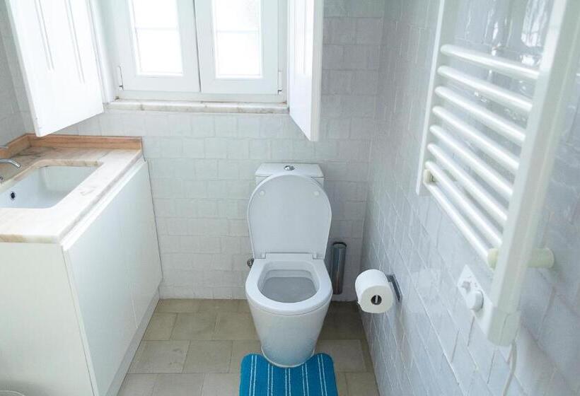 Номер Стандарт Индивидуальный Совместная Ванная, Guest House Amoreiras