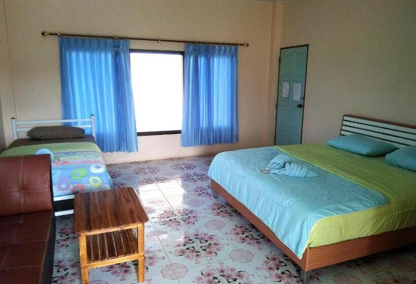 Семейный Номер, Peace Pool Resort