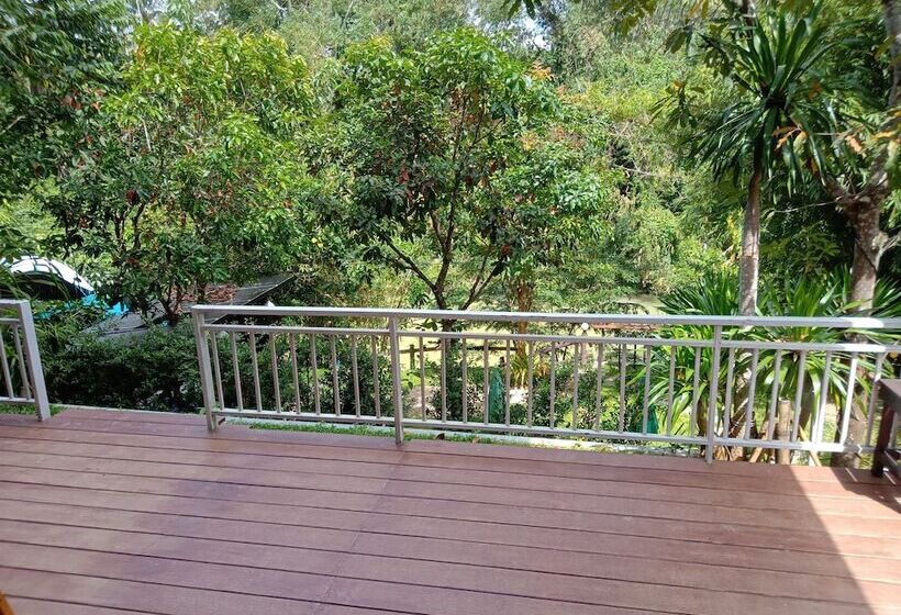 Четырехместный Номер Стандарт, Ban Kiangnam Resort