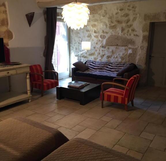 Family Suite, La Louvière Des Bruyères