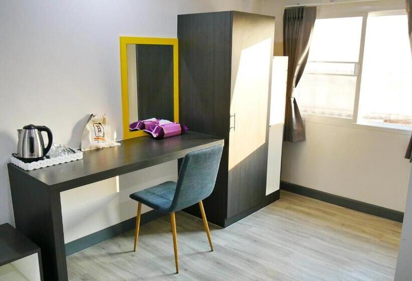 Стандартный Номер Кровать Кинг, Riski Residence Bangbuathong