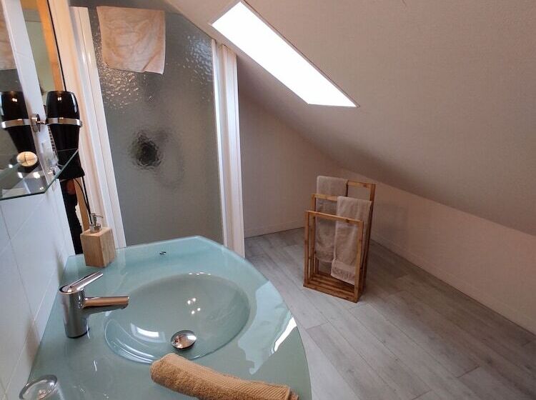 Семейный Номер, Les Mariniers Chambres D Hôtes  Guest House   Bain Nordique En Option