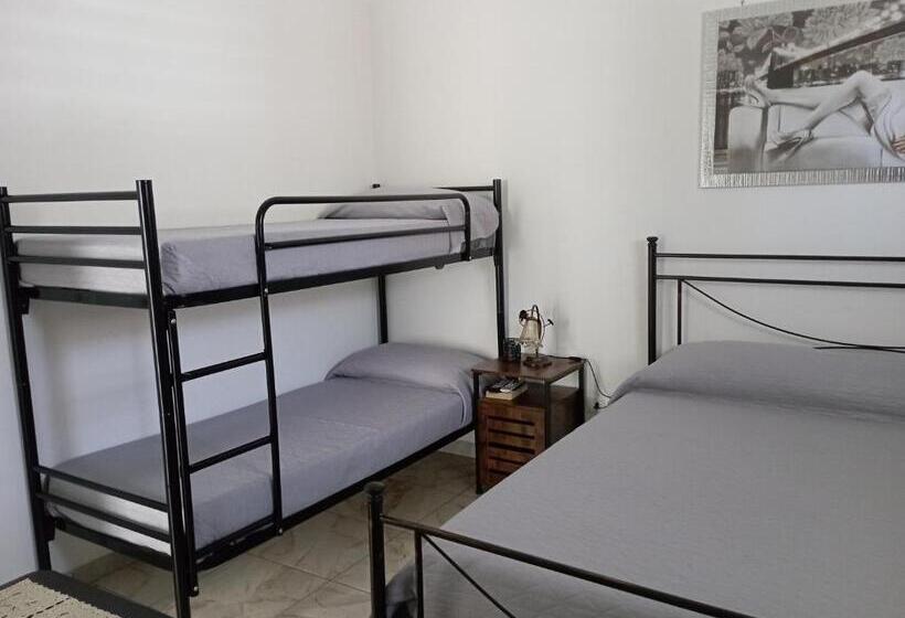 Четырехместный Номер Стандарт, B&b Lo Scrigno Del Salento