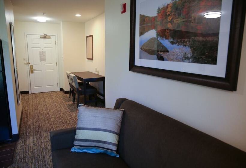 Люкс 2 Спальни, Candlewood Suites   Portland   Scarborough, An Ihg